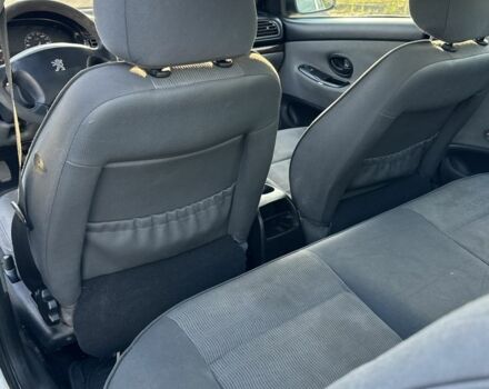 Белый Пежо 406, объемом двигателя 2 л и пробегом 411 тыс. км за 2350 $, фото 6 на Automoto.ua