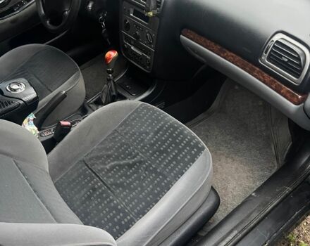 Черный Пежо 406, объемом двигателя 1.8 л и пробегом 300 тыс. км за 2500 $, фото 4 на Automoto.ua