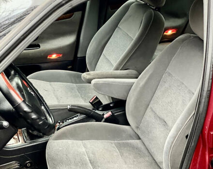 Червоний Пежо 406, об'ємом двигуна 2 л та пробігом 283 тис. км за 2350 $, фото 12 на Automoto.ua