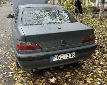 Серый Пежо 406, объемом двигателя 2 л и пробегом 244 тыс. км за 1100 $, фото 3 на Automoto.ua