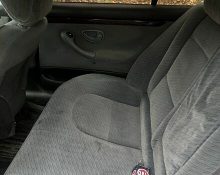 Серый Пежо 406, объемом двигателя 2 л и пробегом 244 тыс. км за 1100 $, фото 5 на Automoto.ua