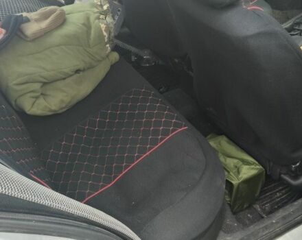 Серый Пежо 406, объемом двигателя 1.9 л и пробегом 1 тыс. км за 1002 $, фото 8 на Automoto.ua