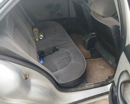 Серый Пежо 406, объемом двигателя 1.76 л и пробегом 158 тыс. км за 2200 $, фото 4 на Automoto.ua