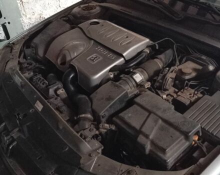 Серый Пежо 406, объемом двигателя 2.2 л и пробегом 360 тыс. км за 1432 $, фото 3 на Automoto.ua