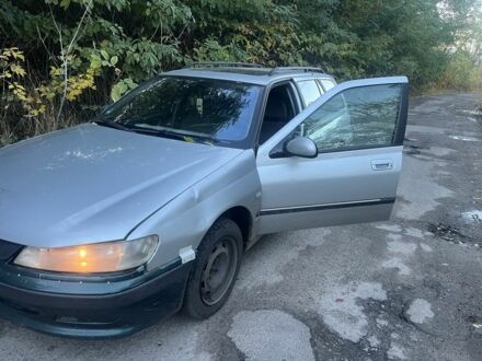 Сірий Пежо 406, об'ємом двигуна 2.2 л та пробігом 320 тис. км за 750 $, фото 1 на Automoto.ua