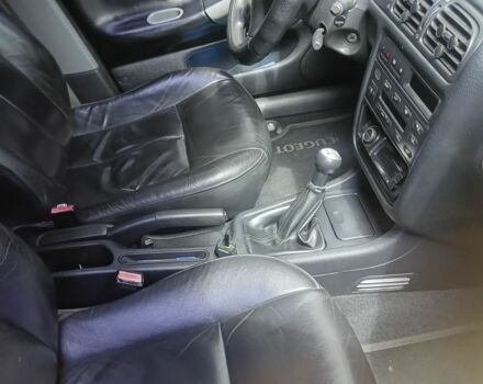 Зеленый Пежо 406, объемом двигателя 2 л и пробегом 250 тыс. км за 2750 $, фото 6 на Automoto.ua