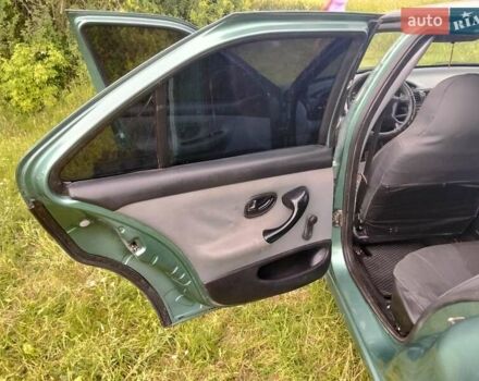 Зелений Пежо 406, об'ємом двигуна 1.8 л та пробігом 352 тис. км за 3200 $, фото 11 на Automoto.ua