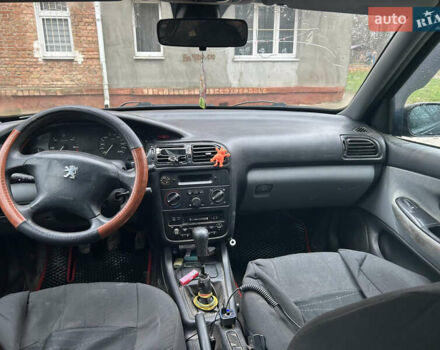 Зелений Пежо 406, об'ємом двигуна 1.99 л та пробігом 414 тис. км за 2700 $, фото 1 на Automoto.ua