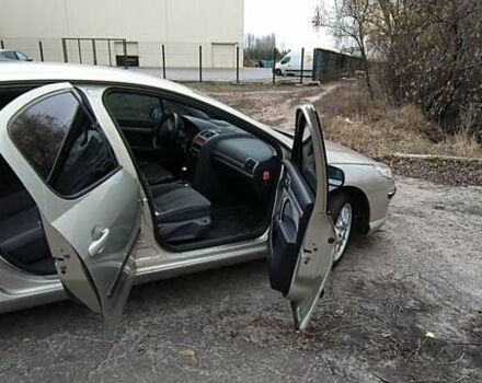 Бежевый Пежо 407, объемом двигателя 2 л и пробегом 237 тыс. км за 3800 $, фото 11 на Automoto.ua