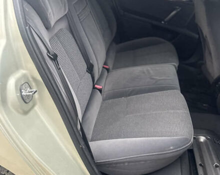 Бежевый Пежо 407, объемом двигателя 2 л и пробегом 238 тыс. км за 3799 $, фото 22 на Automoto.ua