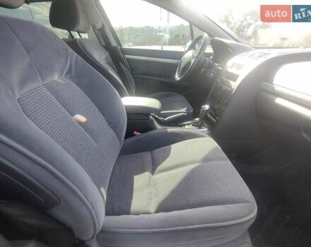 Бежевий Пежо 407, об'ємом двигуна 2 л та пробігом 237 тис. км за 4100 $, фото 18 на Automoto.ua