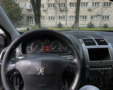Бежевый Пежо 407, объемом двигателя 2 л и пробегом 330 тыс. км за 4700 $, фото 5 на Automoto.ua