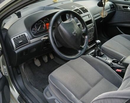 Бежевий Пежо 407, об'ємом двигуна 2 л та пробігом 301 тис. км за 4100 $, фото 4 на Automoto.ua