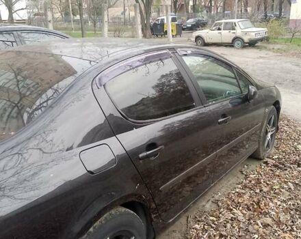 Черный Пежо 407, объемом двигателя 2 л и пробегом 200 тыс. км за 3700 $, фото 4 на Automoto.ua