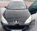 Черный Пежо 407, объемом двигателя 1.8 л и пробегом 300 тыс. км за 2300 $, фото 1 на Automoto.ua