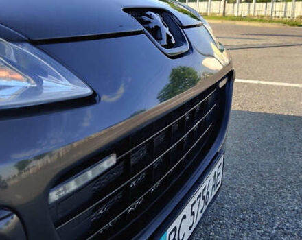 Пежо 407 2005 в Пустомытах на Automoto.ua Черный Пежо 407, объемом двигателя 1.75 л и пробегом 220 тыс. км за 4200 $, фото 3 на Automoto.ua