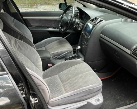 Чорний Пежо 407, об'ємом двигуна 2 л та пробігом 192 тис. км за 4690 $, фото 33 на Automoto.ua