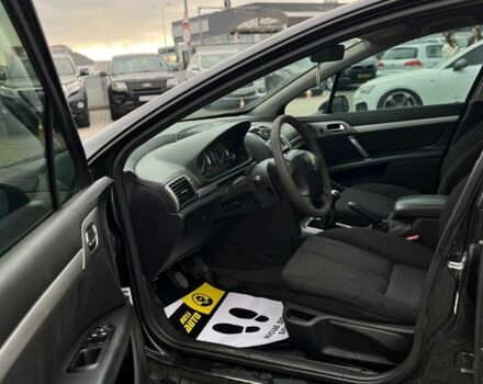 Черный Пежо 407, объемом двигателя 1.7 л и пробегом 238 тыс. км за 3700 $, фото 18 на Automoto.ua