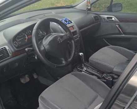Чорний Пежо 407, об'ємом двигуна 2 л та пробігом 223 тис. км за 6100 $, фото 6 на Automoto.ua