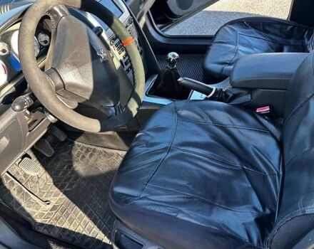 Пежо 407 2008 в Киеве на Automoto.ua Черный Пежо 407, объемом двигателя 2 л и пробегом 333 тыс. км за 3800 $, фото 13 на Automoto.ua