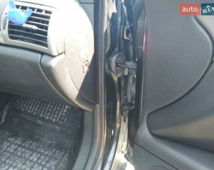 Черный Пежо 407, объемом двигателя 2 л и пробегом 320 тыс. км за 4200 $, фото 5 на Automoto.ua