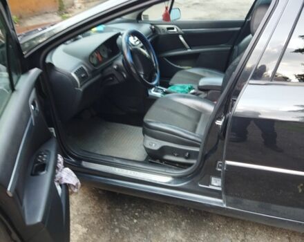 Чорний Пежо 407, об'ємом двигуна 2 л та пробігом 240 тис. км за 5400 $, фото 6 на Automoto.ua