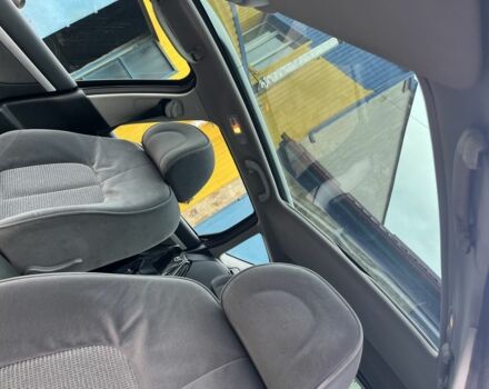 Чорний Пежо 407, об'ємом двигуна 1.7 л та пробігом 197 тис. км за 4500 $, фото 10 на Automoto.ua
