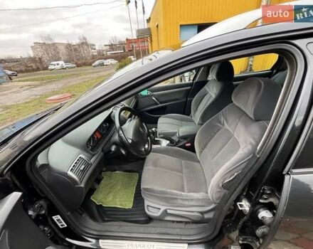 Чорний Пежо 407, об'ємом двигуна 1.7 л та пробігом 197 тис. км за 4500 $, фото 6 на Automoto.ua
