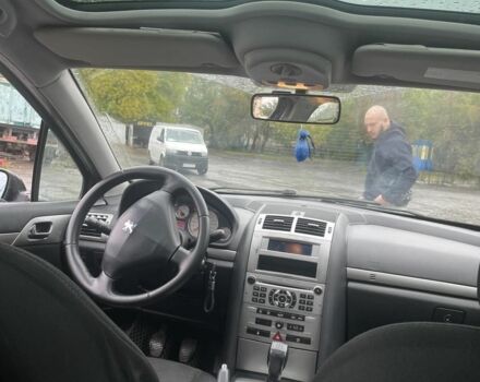 Черный Пежо 407, объемом двигателя 1.6 л и пробегом 1 тыс. км за 3750 $, фото 5 на Automoto.ua