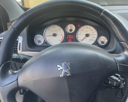Пежо 407 2008 в Дрогобыче на Automoto.ua Черный Пежо 407, объемом двигателя 1.6 л и пробегом 210 тыс. км за 5600 $, фото 13 на Automoto.ua