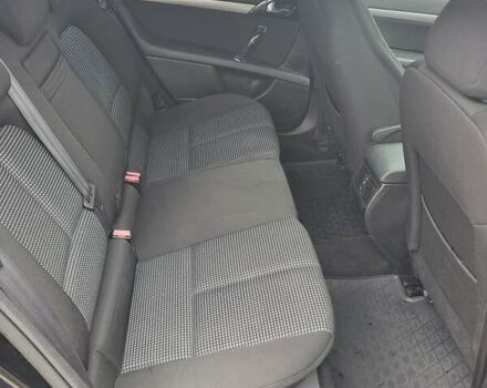 Чорний Пежо 407, об'ємом двигуна 2 л та пробігом 332 тис. км за 5500 $, фото 4 на Automoto.ua