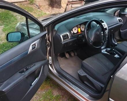 Фіолетовий Пежо 407, об'ємом двигуна 2 л та пробігом 237 тис. км за 3150 $, фото 6 на Automoto.ua
