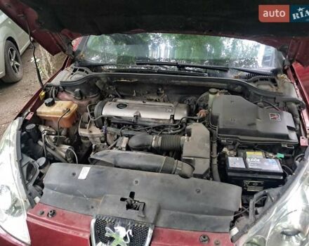 Красный Пежо 407, объемом двигателя 2 л и пробегом 193 тыс. км за 3100 $, фото 3 на Automoto.ua