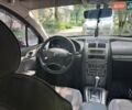 Красный Пежо 407, объемом двигателя 2 л и пробегом 193 тыс. км за 3100 $, фото 9 на Automoto.ua