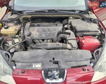 Червоний Пежо 407, об'ємом двигуна 2 л та пробігом 104 тис. км за 6000 $, фото 18 на Automoto.ua