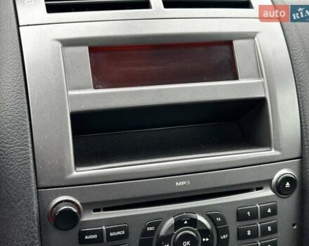 Красный Пежо 407, объемом двигателя 0 л и пробегом 303 тыс. км за 3990 $, фото 15 на Automoto.ua