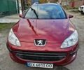 Красный Пежо 407, объемом двигателя 1.75 л и пробегом 303 тыс. км за 4500 $, фото 1 на Automoto.ua