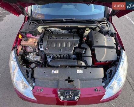 Красный Пежо 407, объемом двигателя 1.8 л и пробегом 306 тыс. км за 3999 $, фото 14 на Automoto.ua