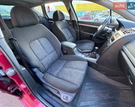 Красный Пежо 407, объемом двигателя 1.8 л и пробегом 306 тыс. км за 3999 $, фото 11 на Automoto.ua