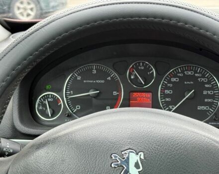 Червоний Пежо 407, об'ємом двигуна 2 л та пробігом 250 тис. км за 2899 $, фото 12 на Automoto.ua