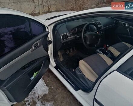 Пежо 407, объемом двигателя 1.8 л и пробегом 221 тыс. км за 4800 $, фото 5 на Automoto.ua