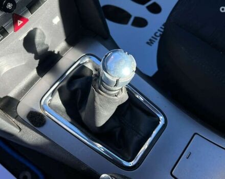 Пежо 407, объемом двигателя 2 л и пробегом 255 тыс. км за 5200 $, фото 12 на Automoto.ua