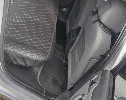 Серый Пежо 407, объемом двигателя 1.7 л и пробегом 266 тыс. км за 5000 $, фото 6 на Automoto.ua