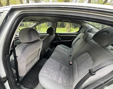 Пежо 407 2004 в Киеве на Automoto.ua Серый Пежо 407, объемом двигателя 1.6 л и пробегом 1 тыс. км за 2600 $, фото 12 на Automoto.ua