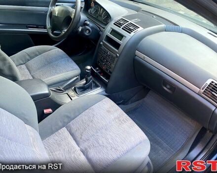 Сірий Пежо 407, об'ємом двигуна 1.7 л та пробігом 270 тис. км за 3100 $, фото 6 на Automoto.ua