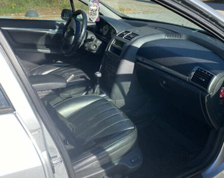 Серый Пежо 407, объемом двигателя 2 л и пробегом 306 тыс. км за 4500 $, фото 18 на Automoto.ua