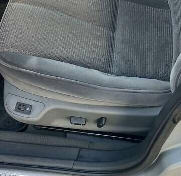 Серый Пежо 407, объемом двигателя 2.23 л и пробегом 321 тыс. км за 4000 $, фото 6 на Automoto.ua