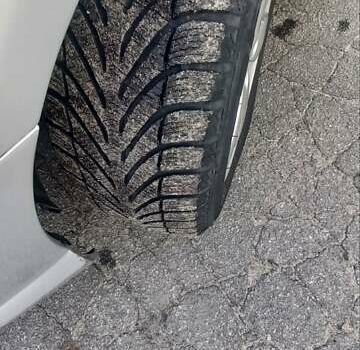 Серый Пежо 407, объемом двигателя 2.23 л и пробегом 321 тыс. км за 4000 $, фото 20 на Automoto.ua