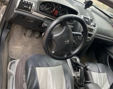 Серый Пежо 407, объемом двигателя 1.6 л и пробегом 226 тыс. км за 2500 $, фото 3 на Automoto.ua