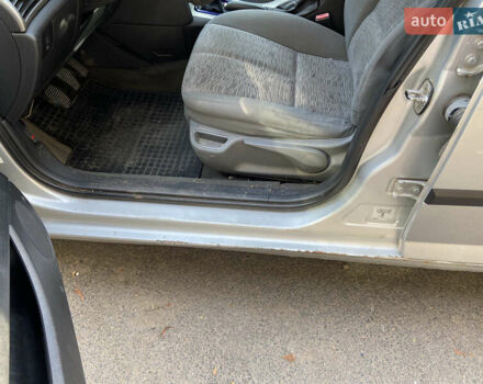 Серый Пежо 407, объемом двигателя 1.8 л и пробегом 233 тыс. км за 3600 $, фото 39 на Automoto.ua